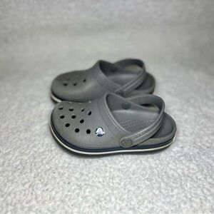 CROCS Kids Gray Sandals Size 7c